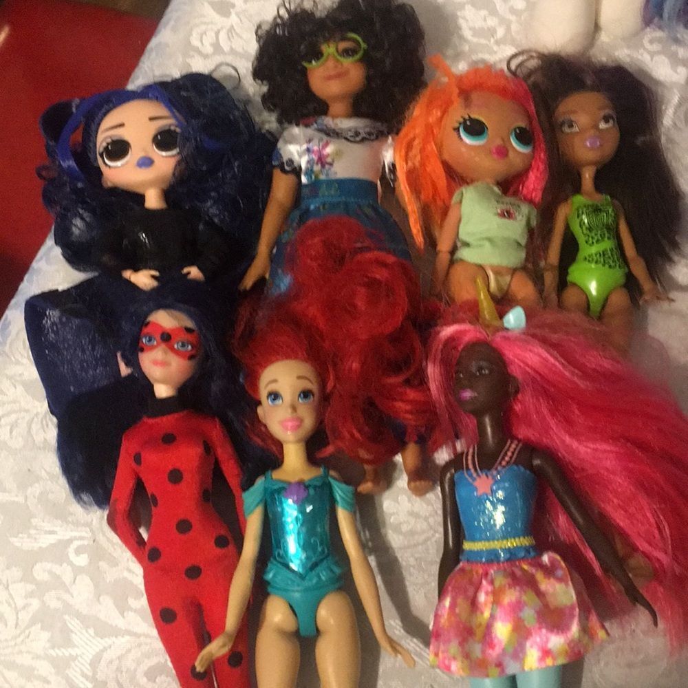 Assorted Girls' Fashion Doll Bundle